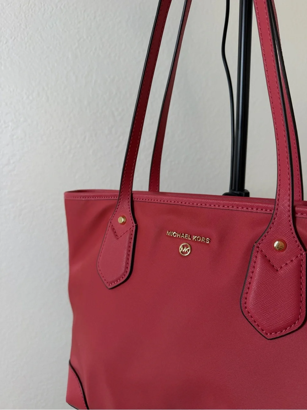 Michael Kors Rose Pink Tote with Gold Hardware - Picture 2 of 11